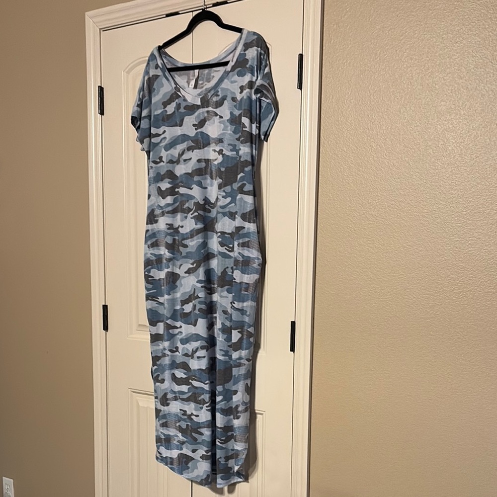 Honeyme Blue and Gray Camouflage Maxi Dress